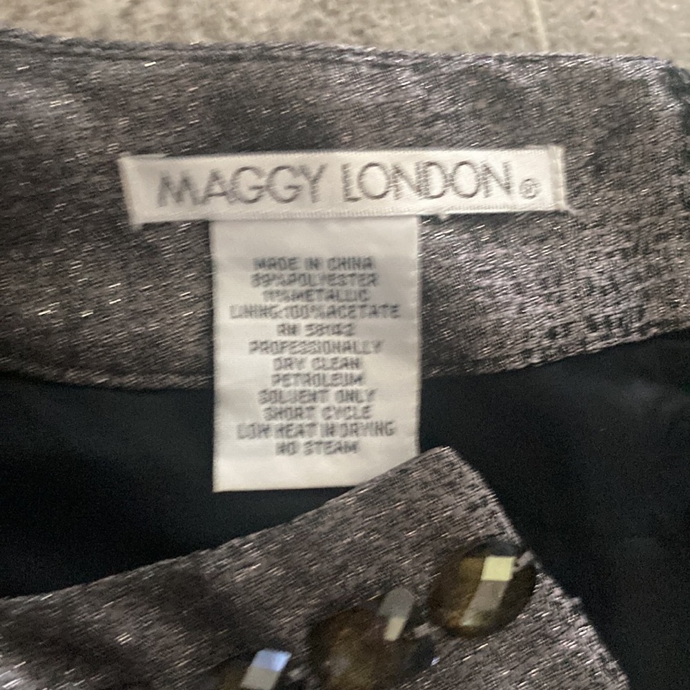 Maggy London - Picture 3 of 13
